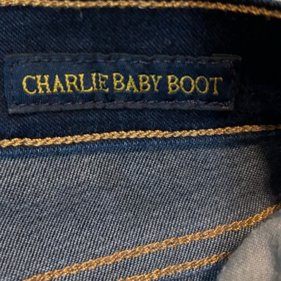 Lucky Brand Women’s Size 4/27 Regular Dark Wash Charlie Baby Boot Cut Jeans - Picture 4 of 12